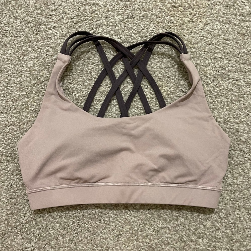 Lululemon sports bra size 6